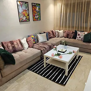  Appartement Luxury Living 3 Bedroom With Garden Terrace And Private Balcony